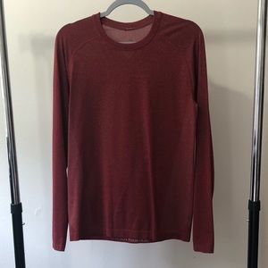 Lululemon metal vent tech long sleeve. Small. Red.
